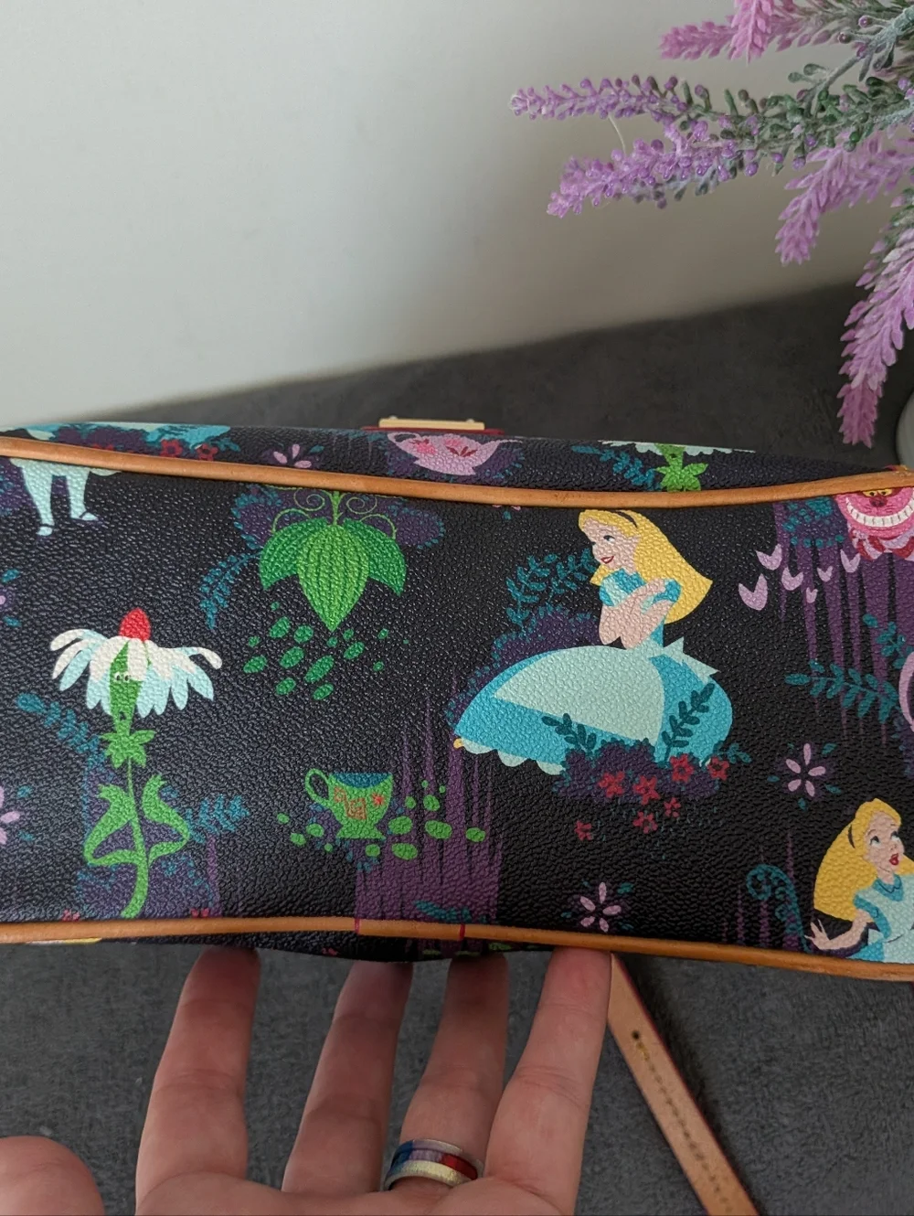 Dooney And Bourke Disney Alice In Wonderland Crossbody - Picture 5 of 10